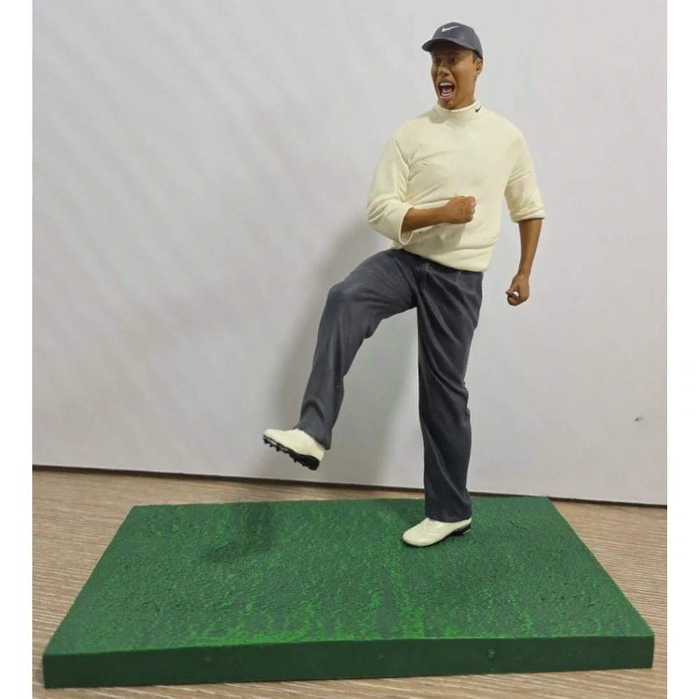 2008 Upper Deck Pro Shots‎ Series 1 Tiger Woods White Shirt Action Figure 8”